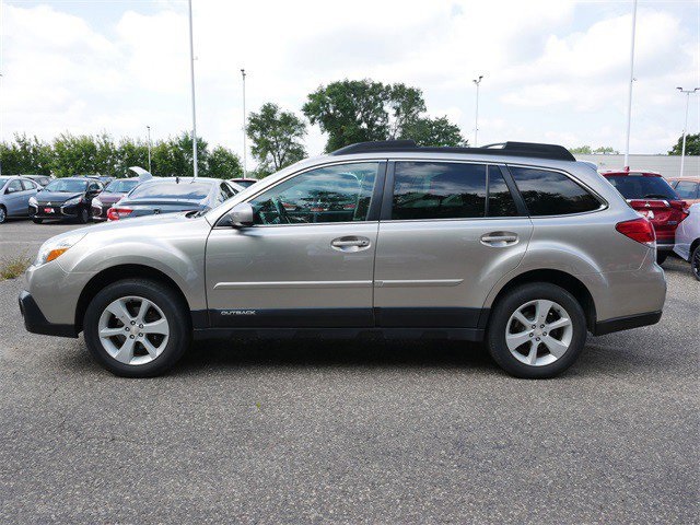 2014 Subaru Outback 2.5i Premium photo 4