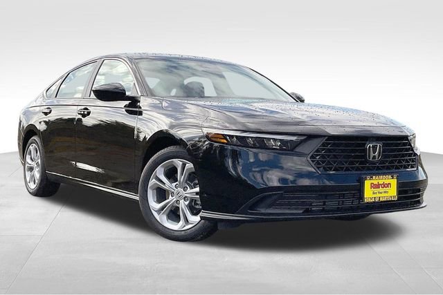 2025 Honda Accord LX's photo