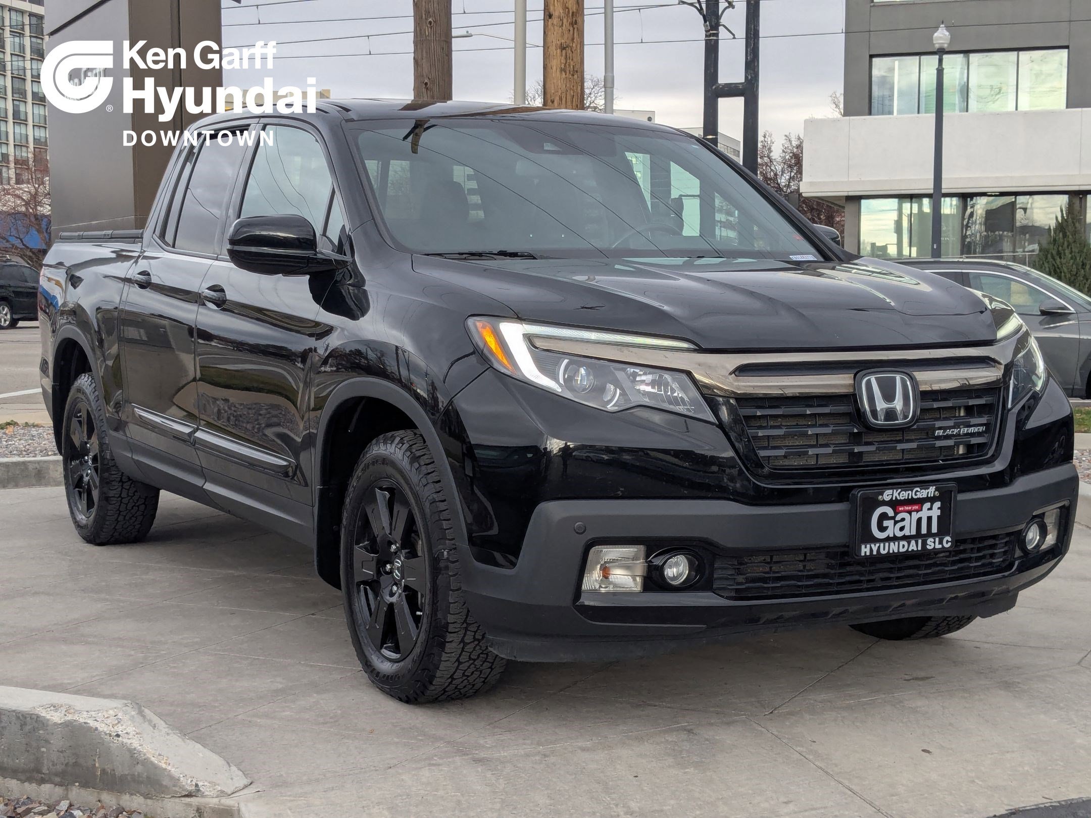 2019 Honda Ridgeline Black Edition's photo