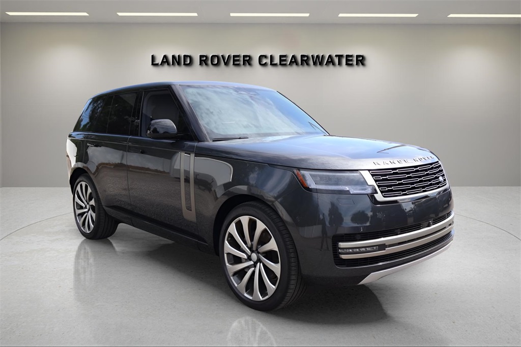 2025 Land Rover Range Rover SE photo 7