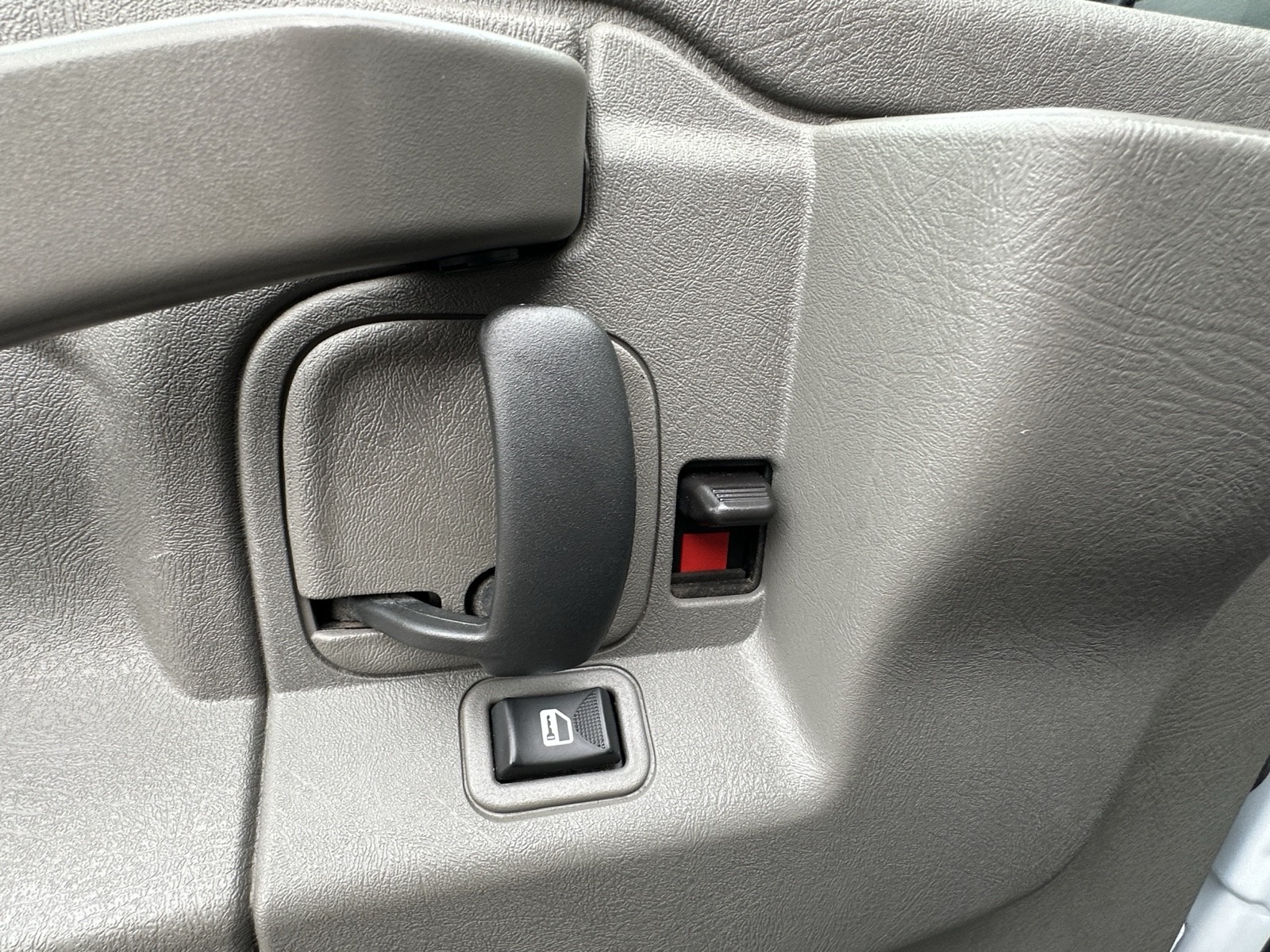 2023 Chevrolet Express Cargo Van photo 34
