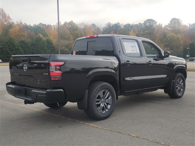 2026 Nissan Frontier Crew Cab SV photo 3