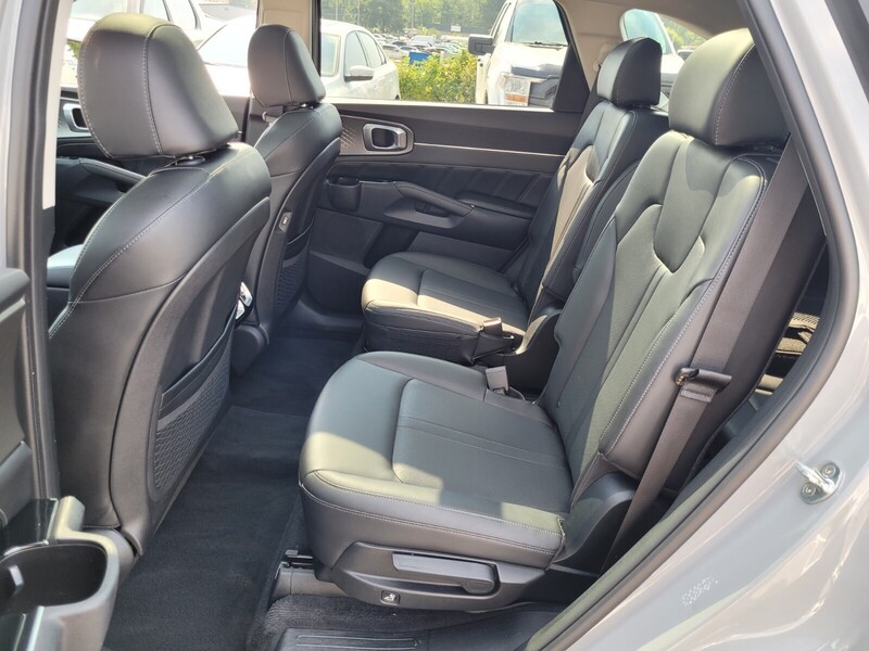 2022 Kia Sorento SX photo 6
