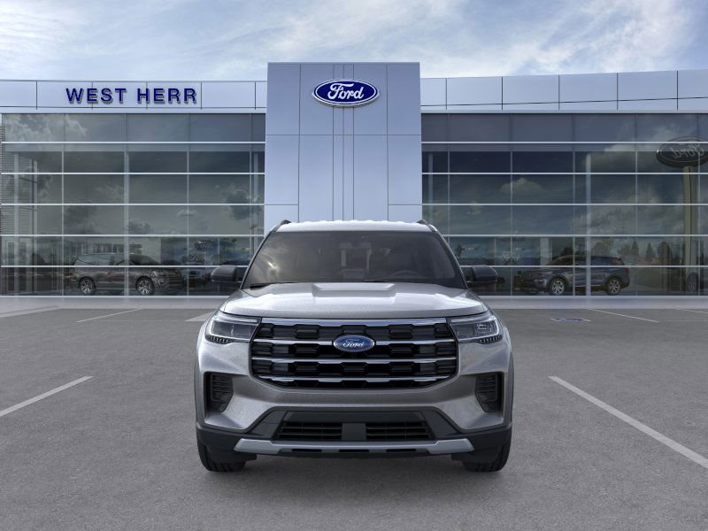 2025 Ford Explorer photo 5