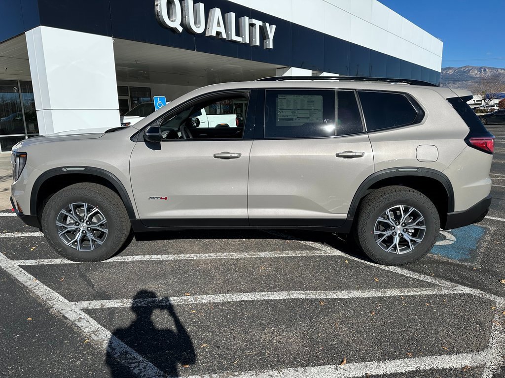 2026 Gmc Acadia AT4 photo 3
