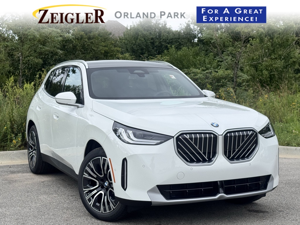 2026 BMW X3 30's photo