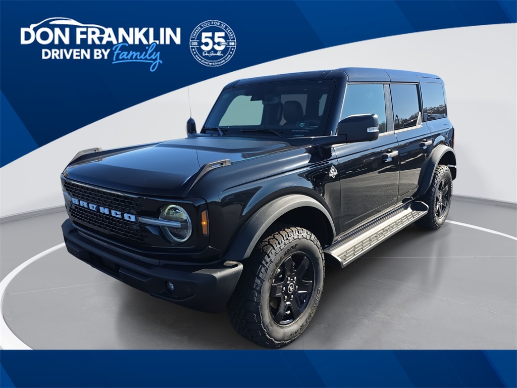 2025 Ford Bronco 4-Door Outer Banks's photo