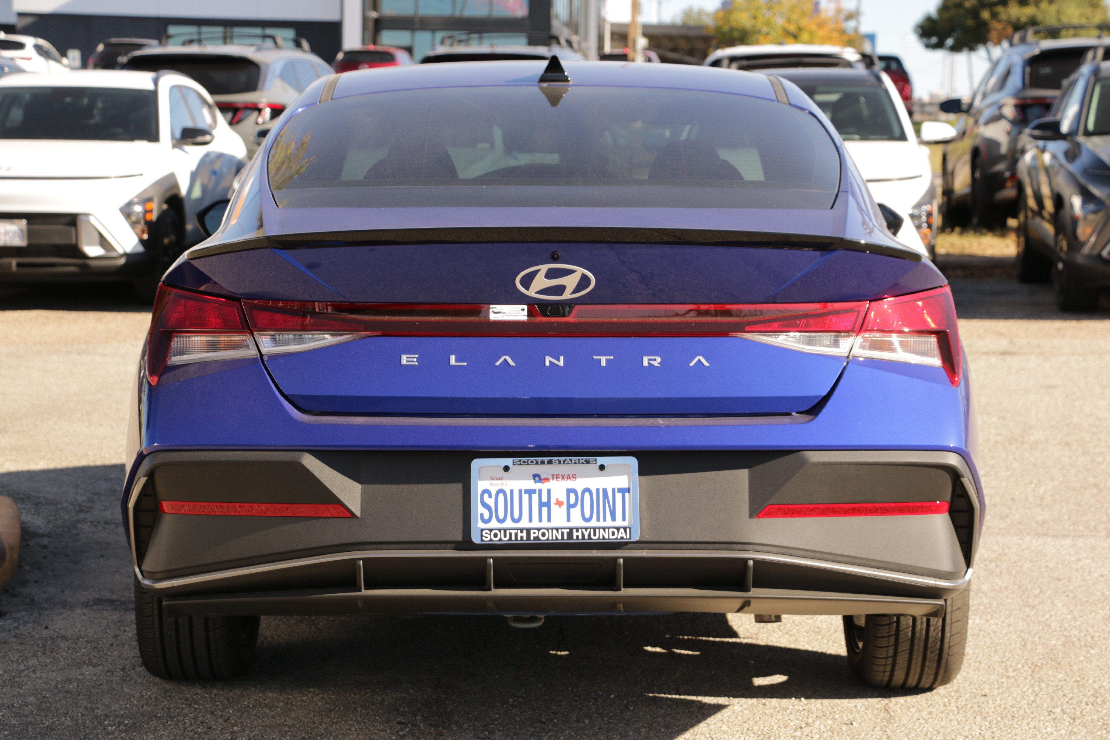 2026 Hyundai Elantra SEL Sport photo 2