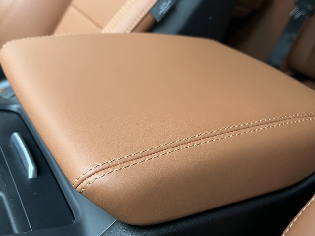 2024 Jaguar F-PACE P400 R-Dynamic S photo 35