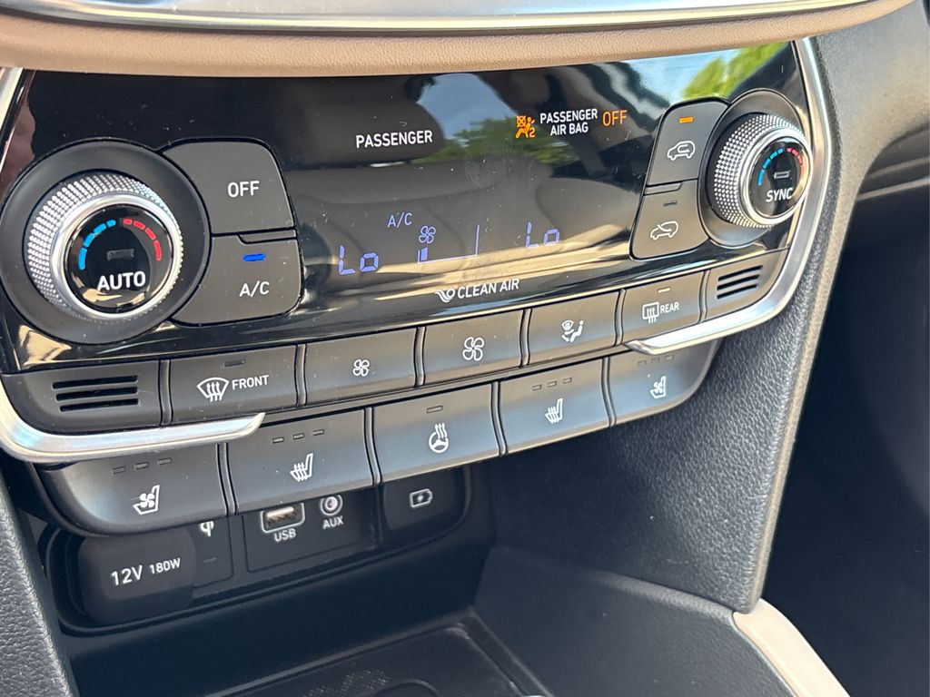 2020 Hyundai Santa Fe Limited photo 25