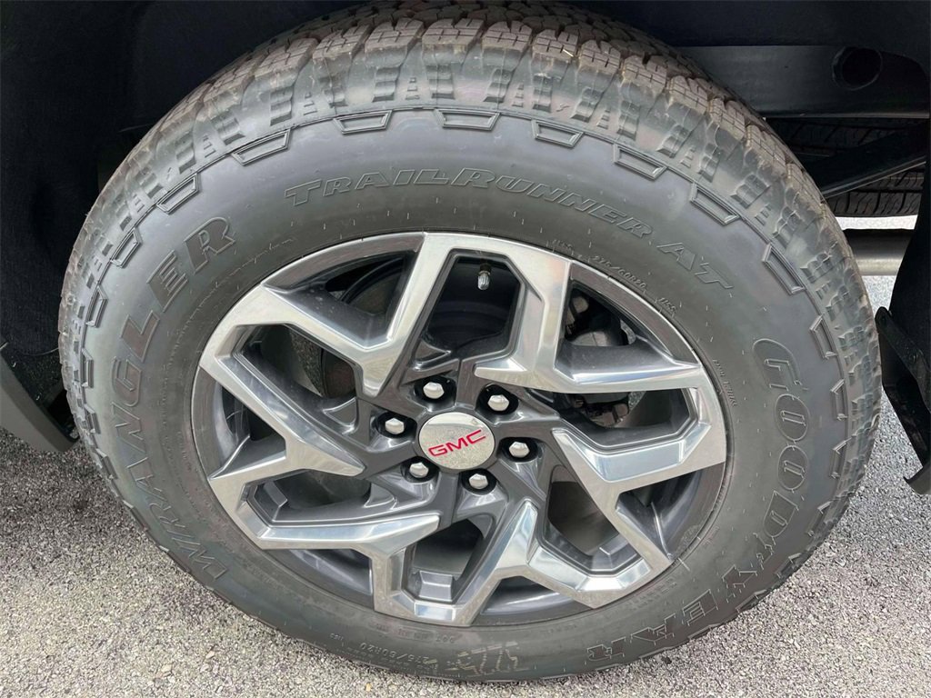 2026 Gmc Sierra 1500 SLT photo 11
