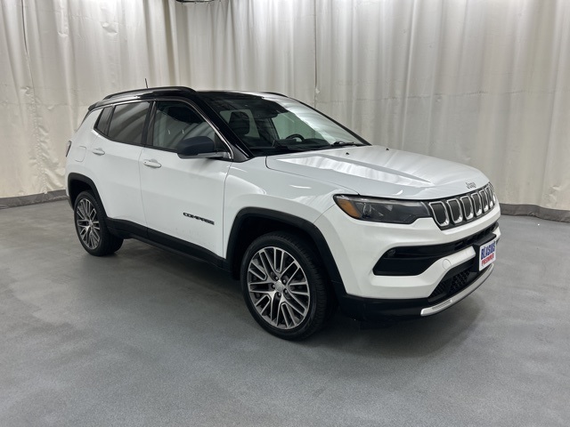 2022 Jeep Compass Limited's photo