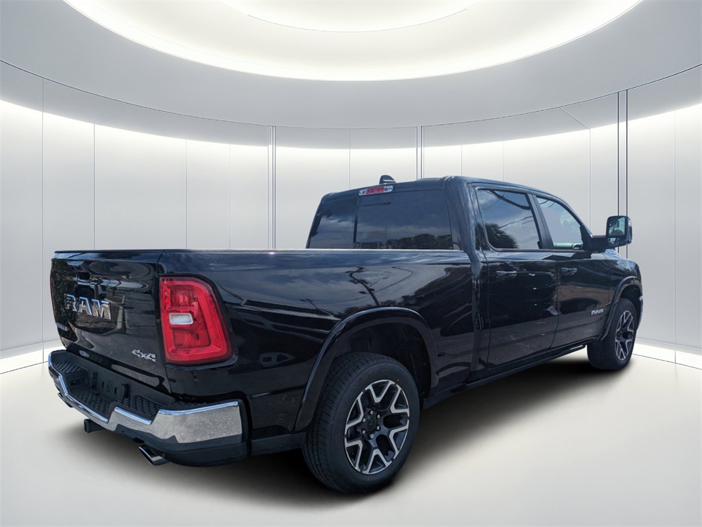 2025 Ram 1500 Laramie photo 3