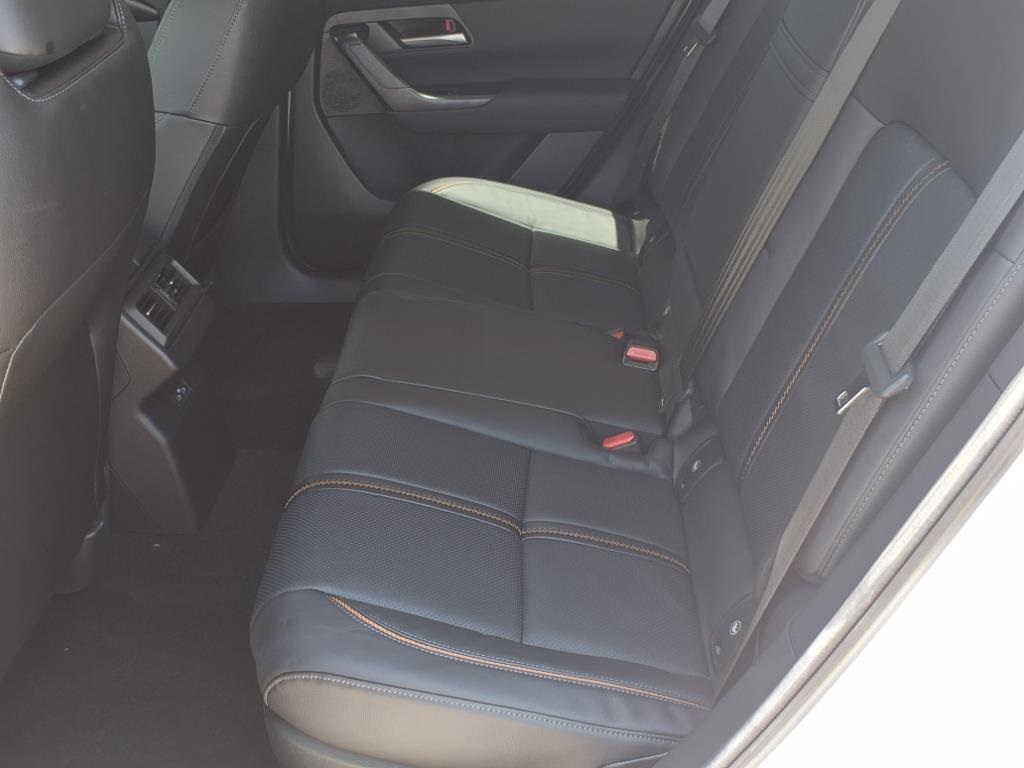 2025 Mazda CX-50 Premium photo 15