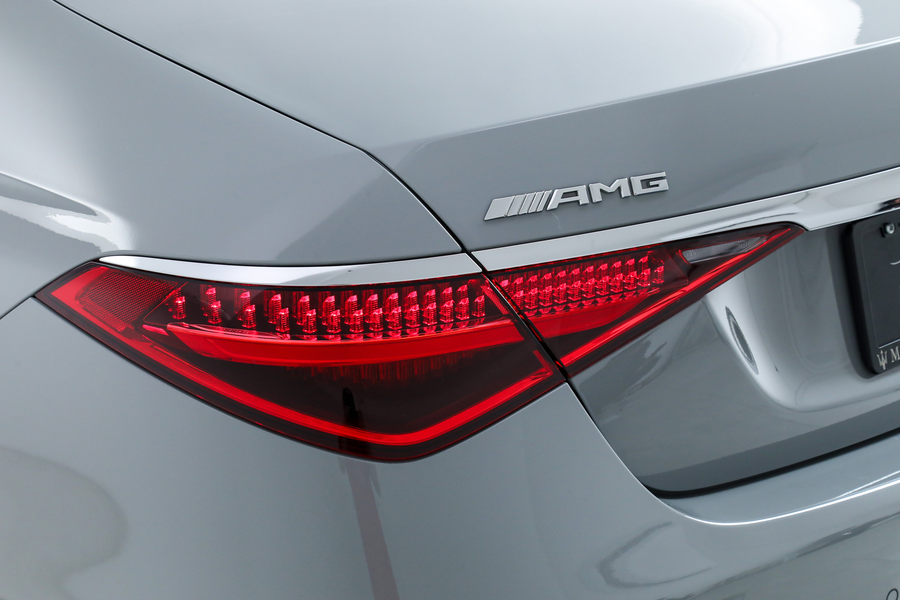 2024 Mercedes Benz S AMG 63 E PERFORMANCE photo 11