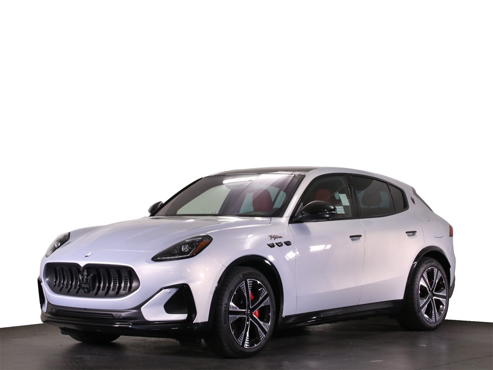 2025 Maserati Grecale photo 2