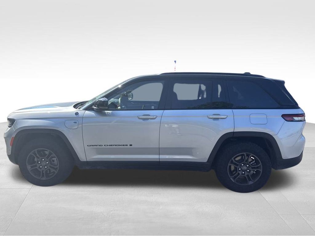 2024 Jeep Grand Cherokee Trailhawk 4xe photo 3