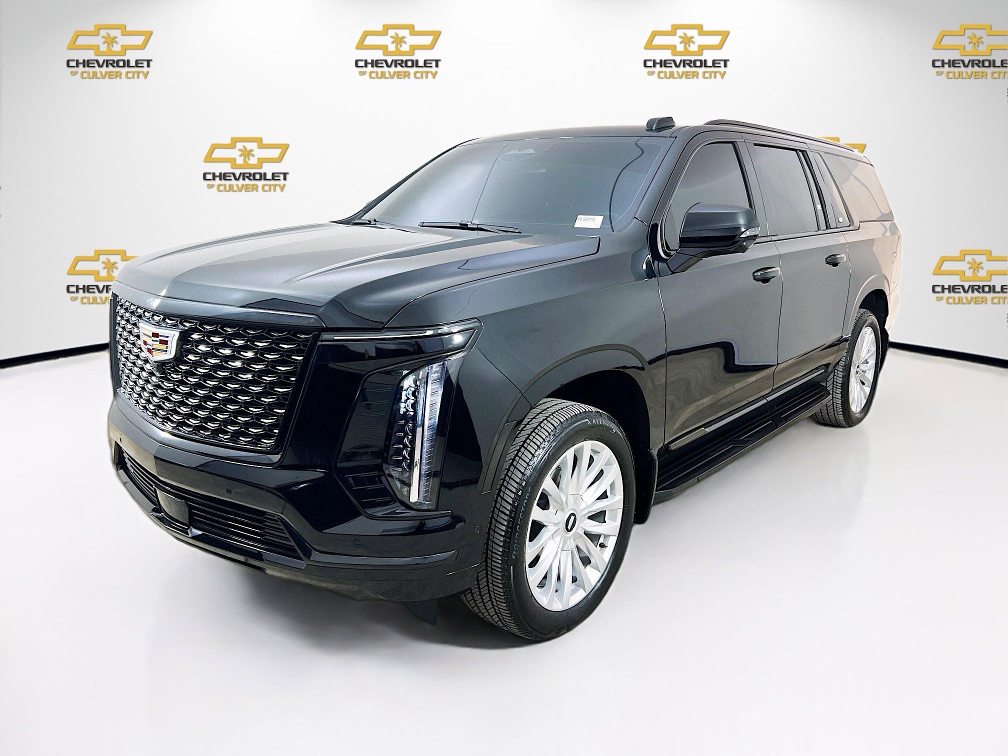 2025 Cadillac Escalade ESV Luxury photo 2
