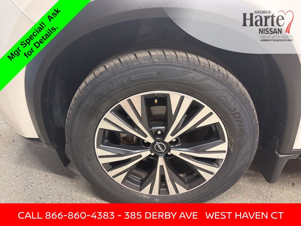 2023 Nissan Rogue SV photo 22