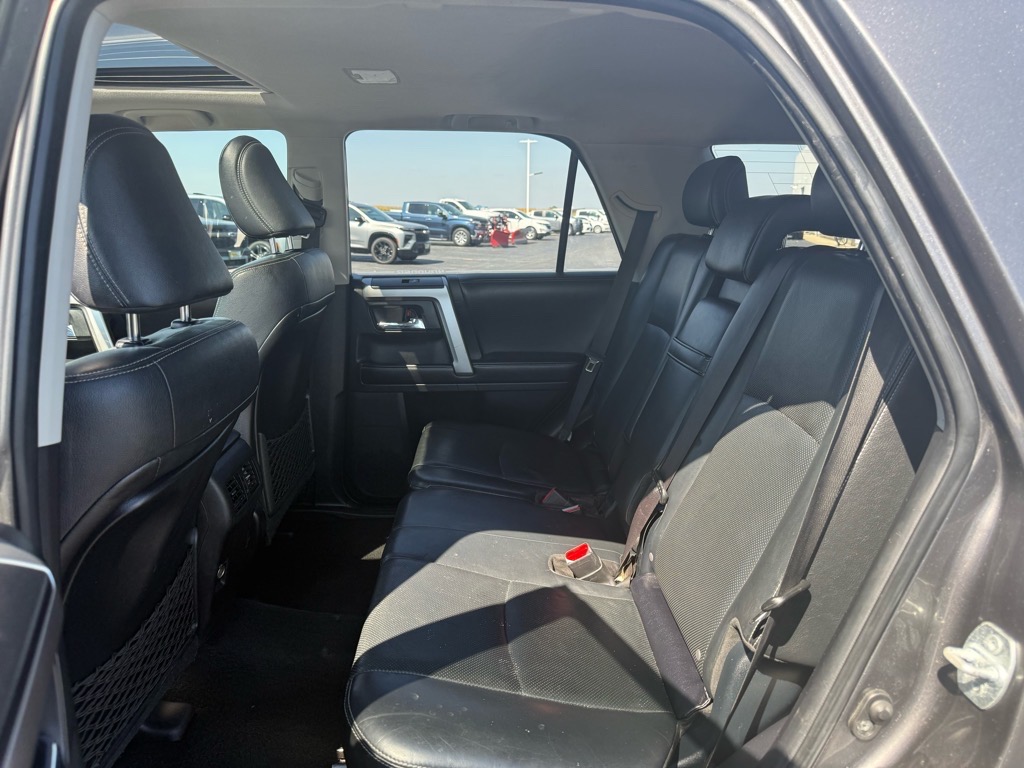 2016 Toyota 4Runner Limited photo 10