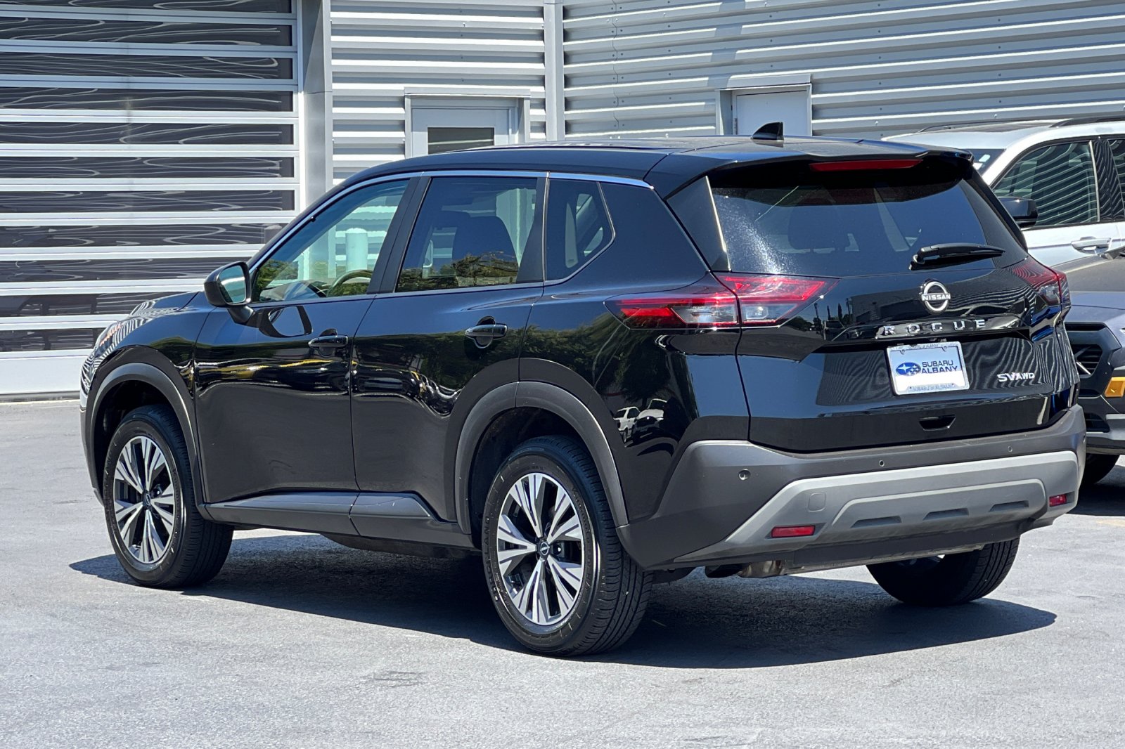 2023 Nissan Rogue SV photo 4