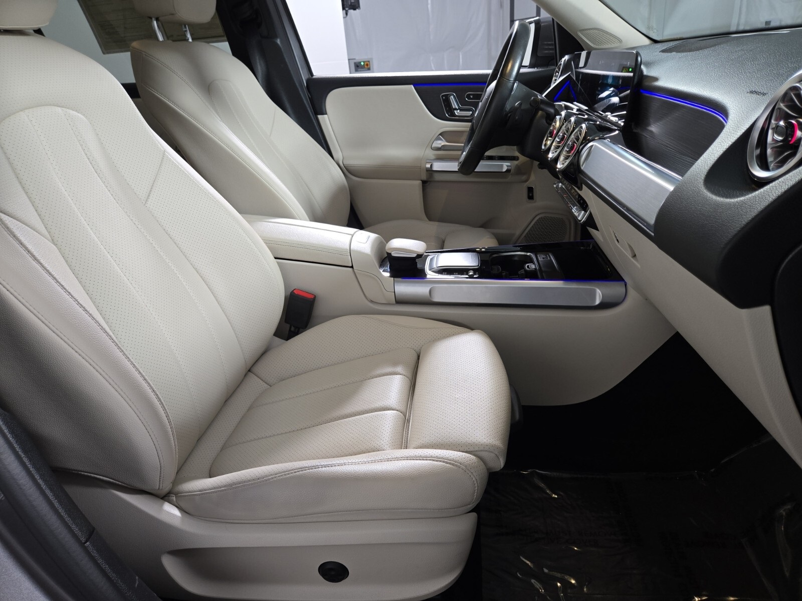 2022 Mercedes Benz GLB 250 4MATIC photo 17