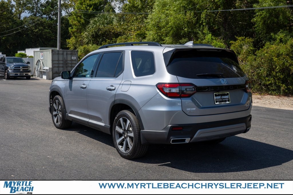 2025 Honda Pilot Elite photo 2
