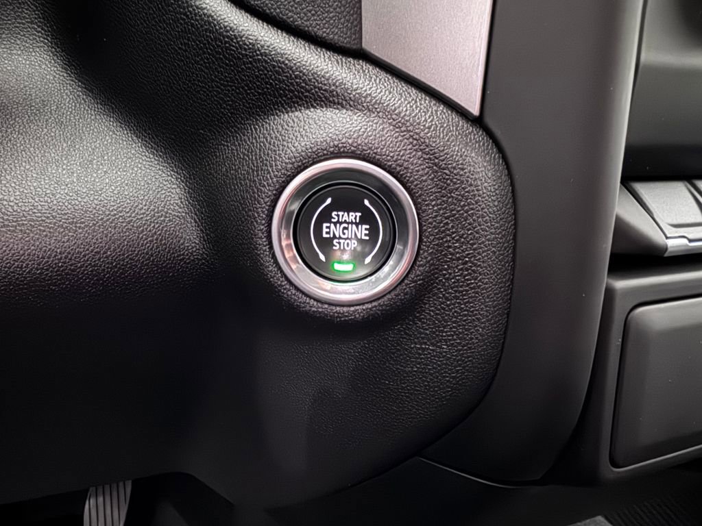 2024 Chevrolet Silverado 1500 Custom photo 17