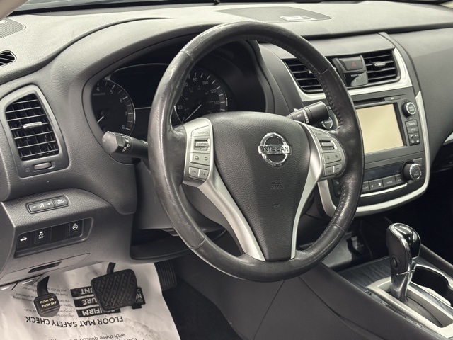2016 Nissan Altima 2.5 SL photo 12