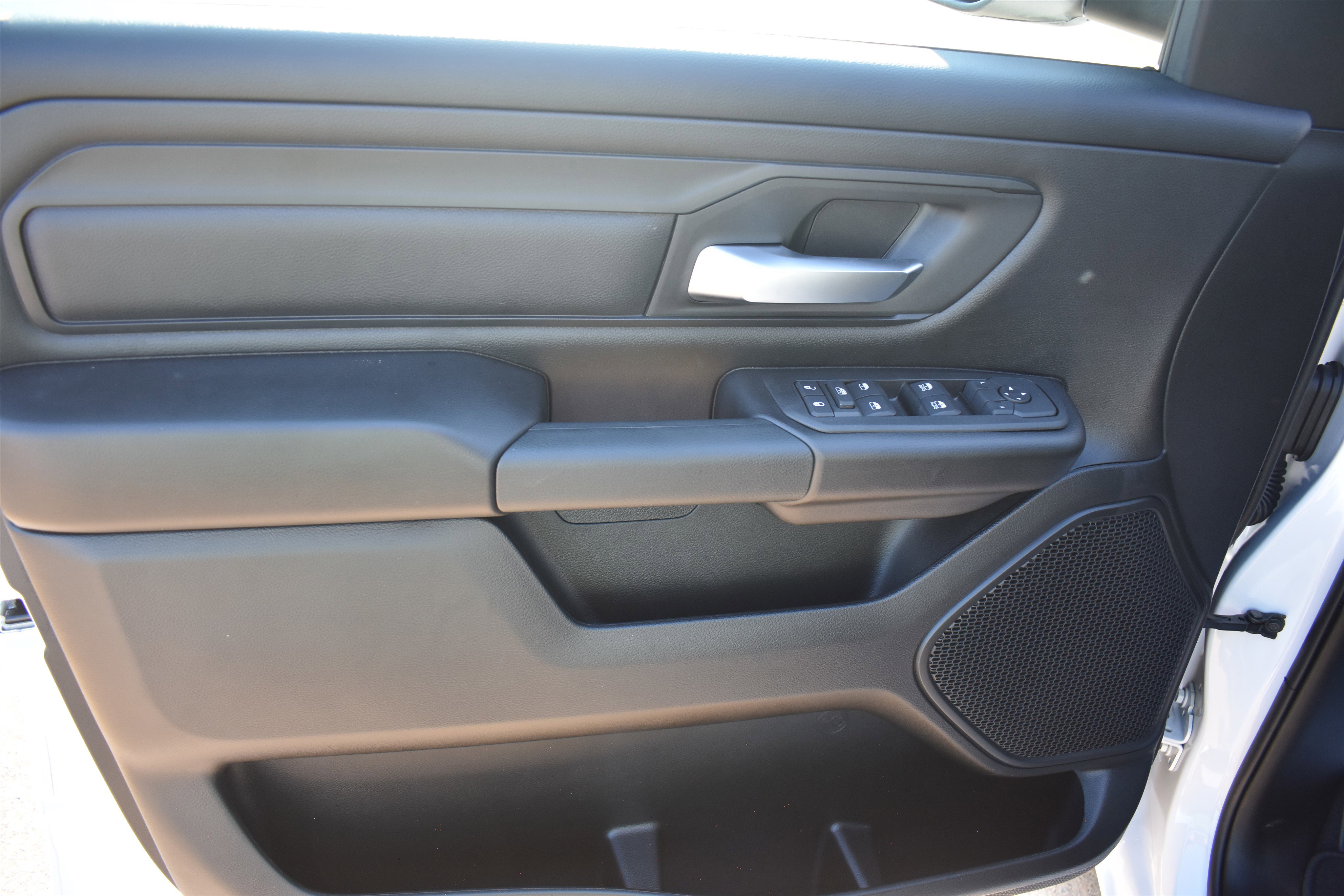 2026 Ram 1500 Tradesman photo 6