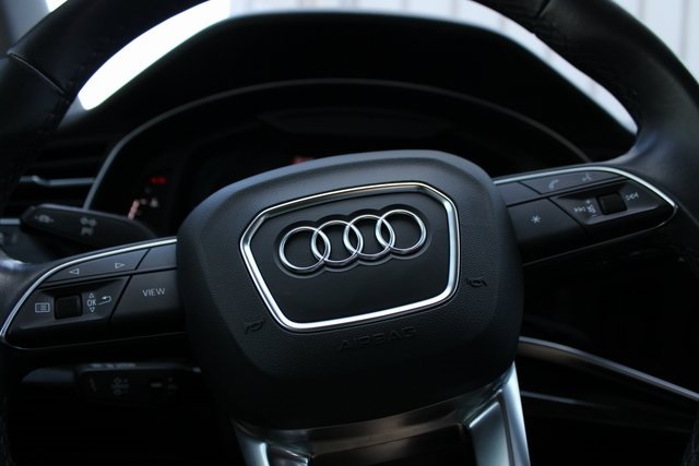 2023 Audi Q7 55 Premium Plus photo 17