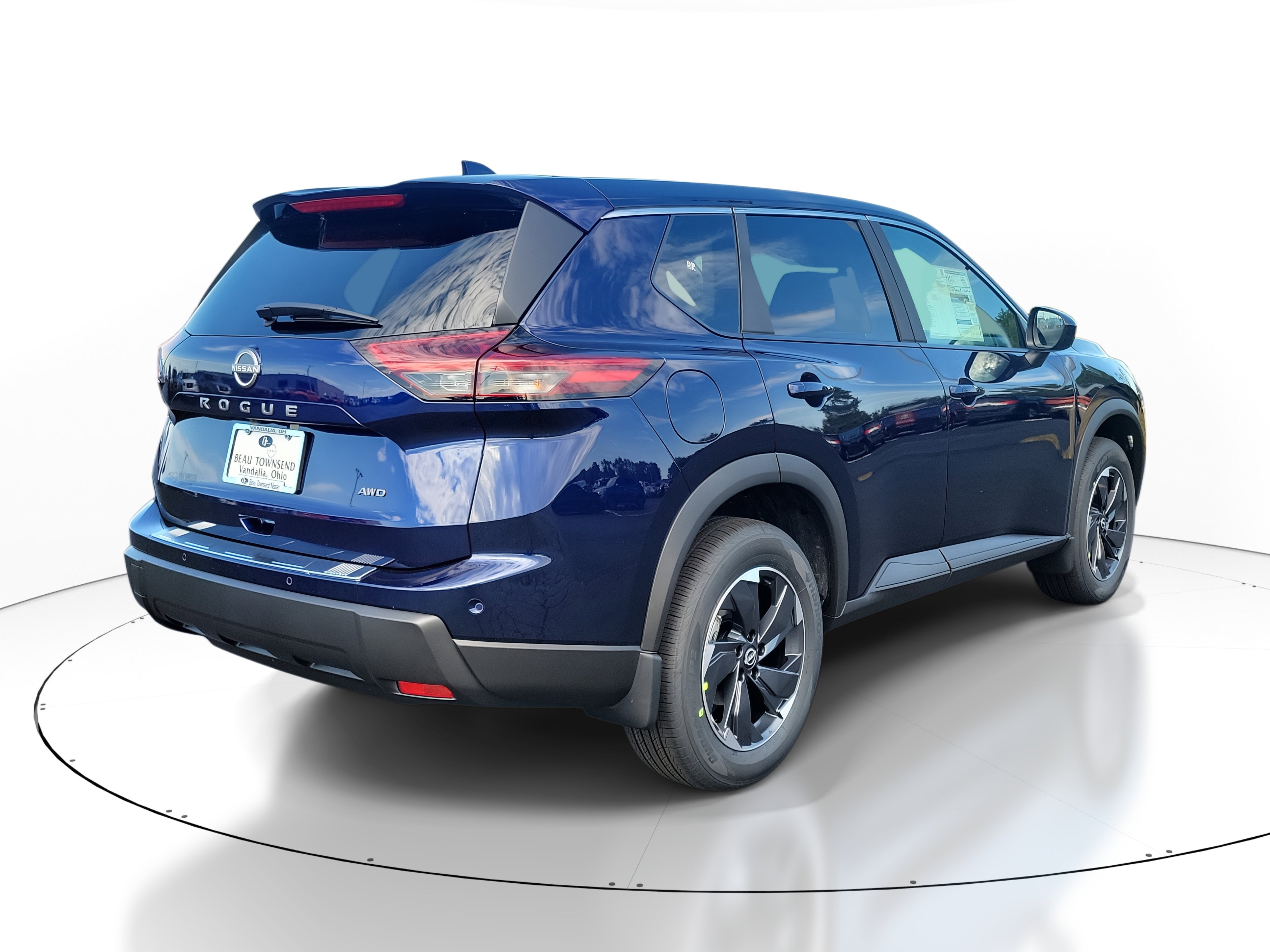 2026 Nissan Rogue SV photo 4