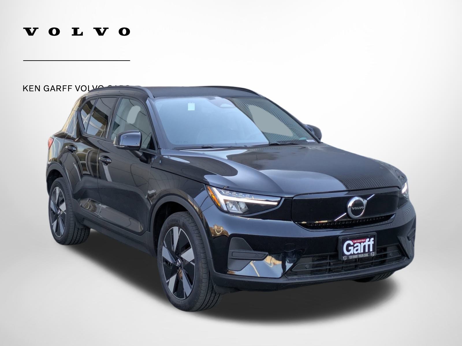 2025 Volvo EX40 Core's photo