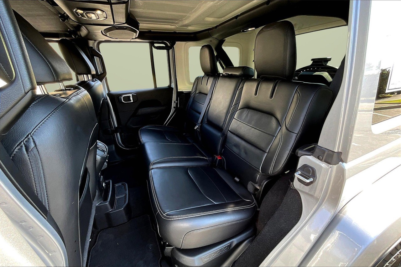 2021 Jeep Wrangler Unlimited Sahara 4xe photo 20