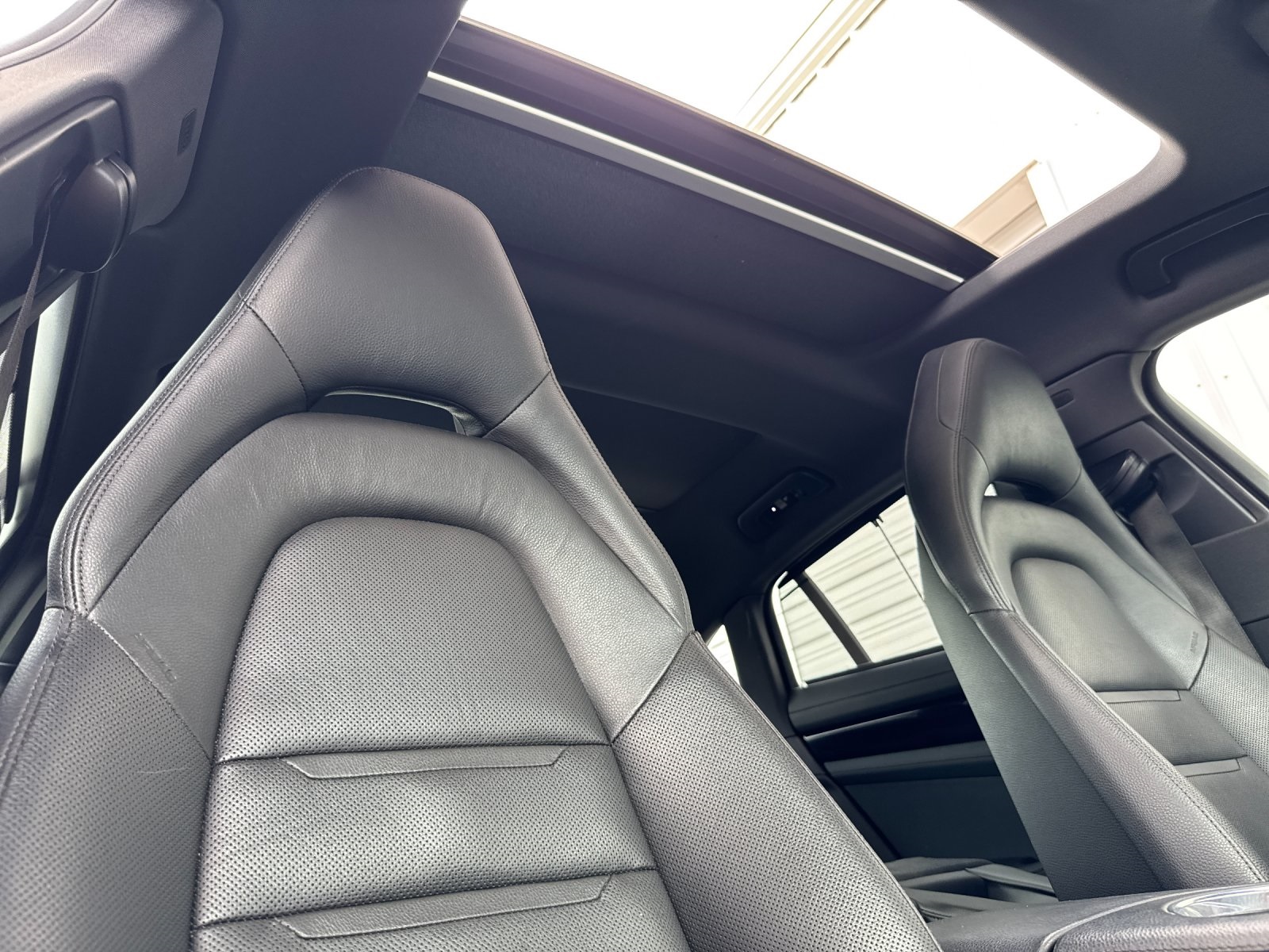 2019 Porsche Panamera E-Hybrid 4 photo 13