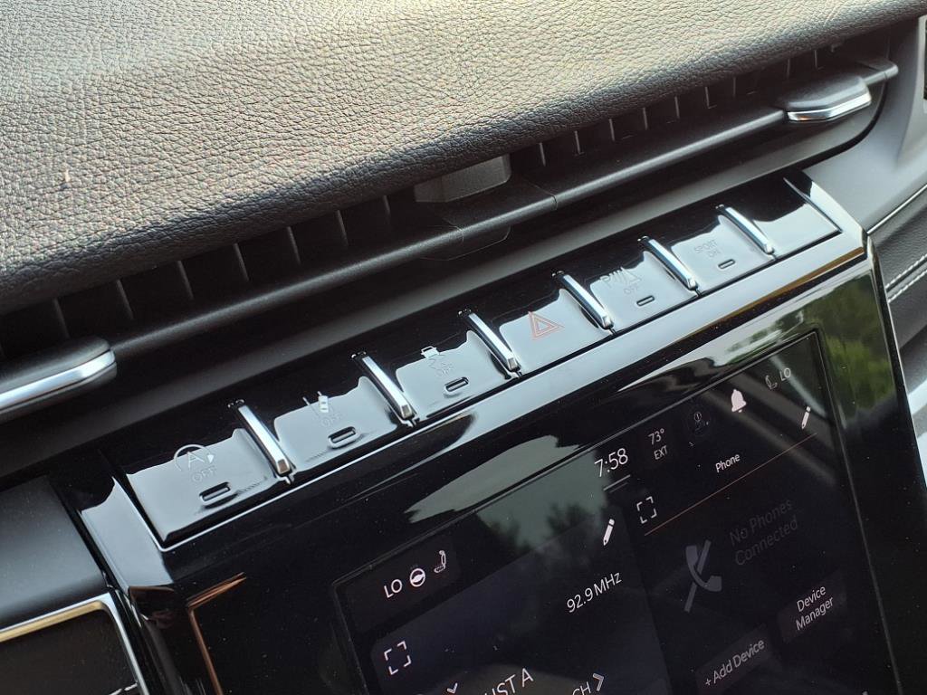 2023 Jeep Grand Cherokee Altitude photo 23