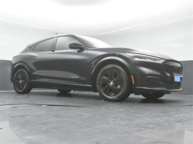 2022 FORD MUSTANG MACH-E - Image 33