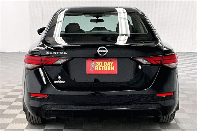 2025 Nissan Sentra S photo 4