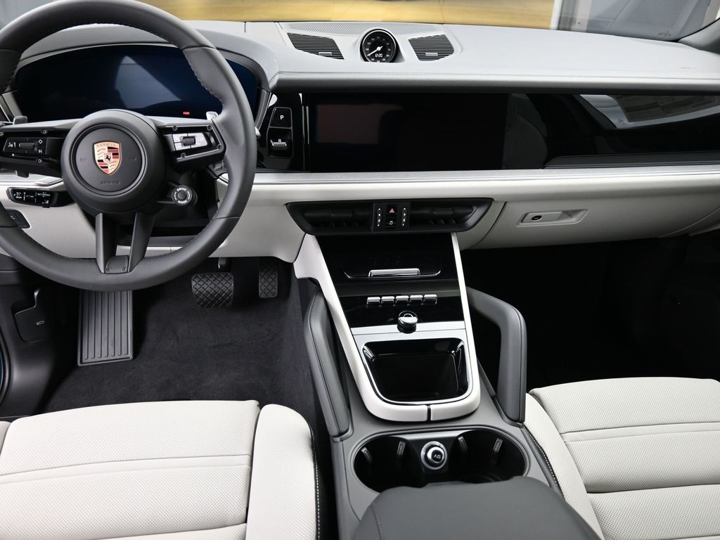 2026 Porsche Cayenne E-Hybrid Coupe photo 6