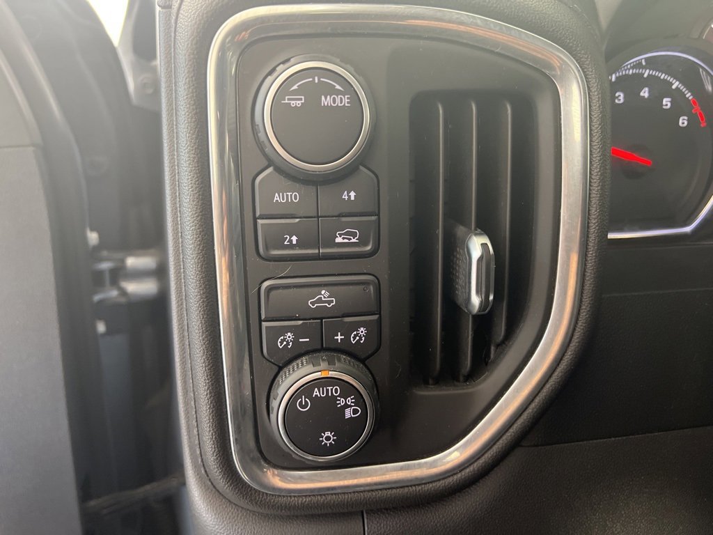 2021 Chevrolet Silverado 1500 LT photo 7