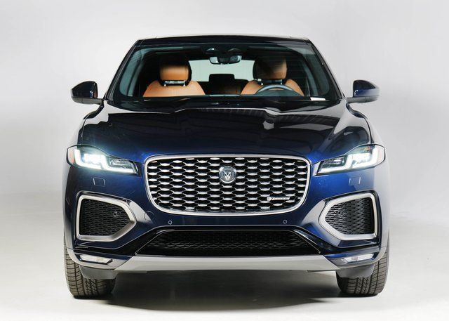 2025 Jaguar F-PACE R-Dynamic S photo 6