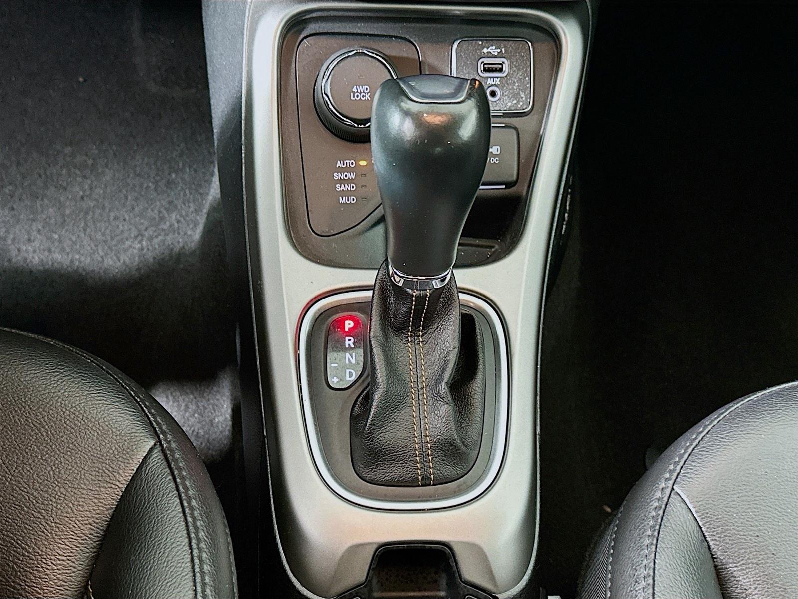 2020 Jeep Compass Latitude photo 16