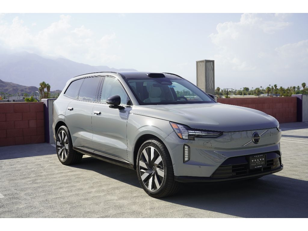 2025 Volvo EX90 Ultra
