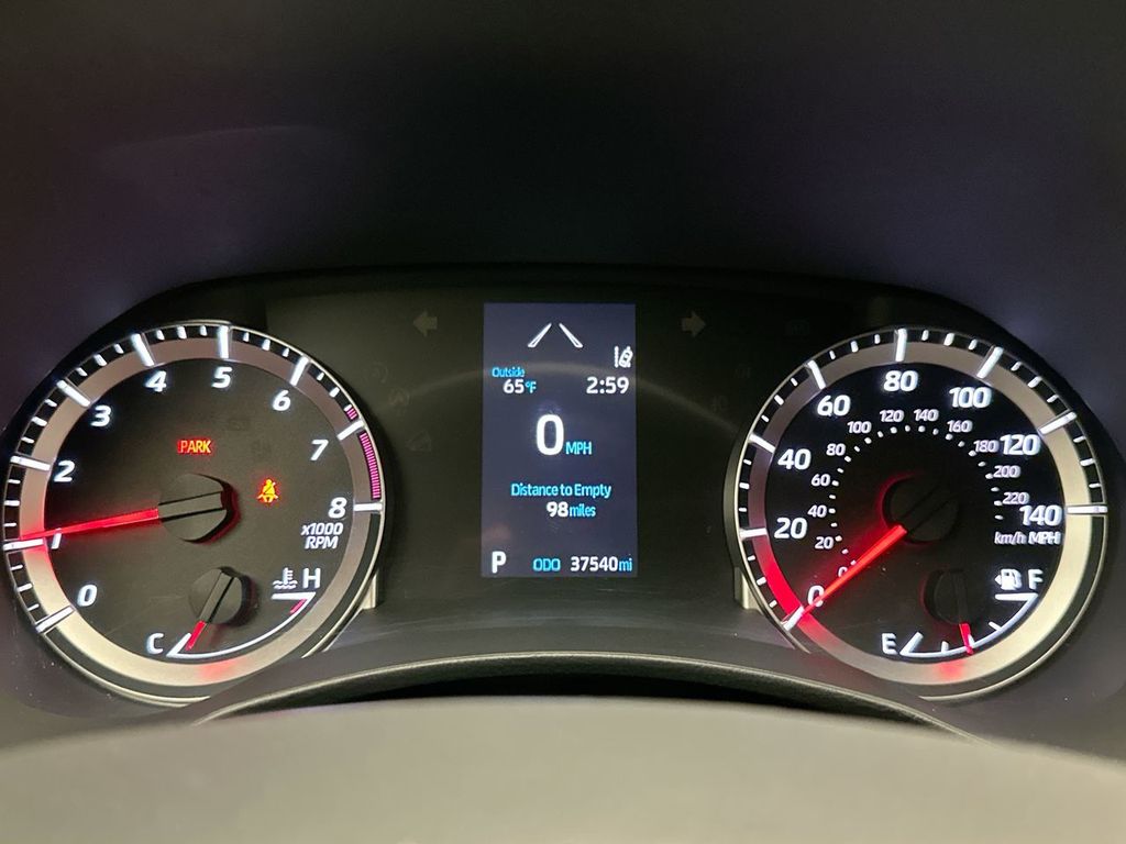 2020 Toyota Highlander L photo 17