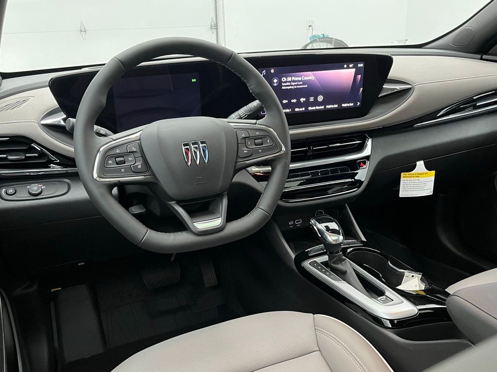 2025 Buick Envista Avenir photo 2