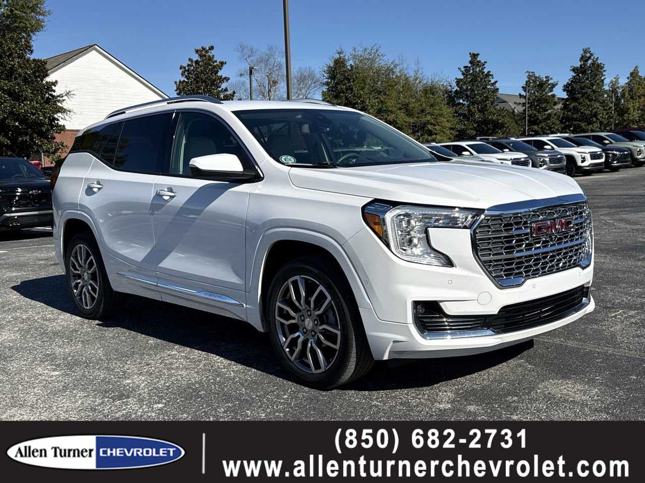 2024 GMC Terrain Denali's photo