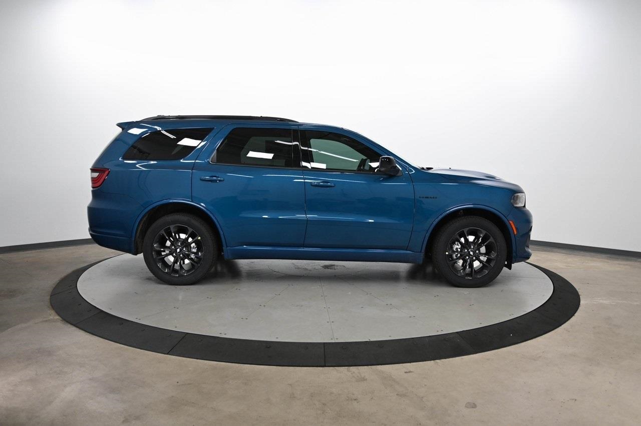 2025 Dodge Durango R/T photo 4