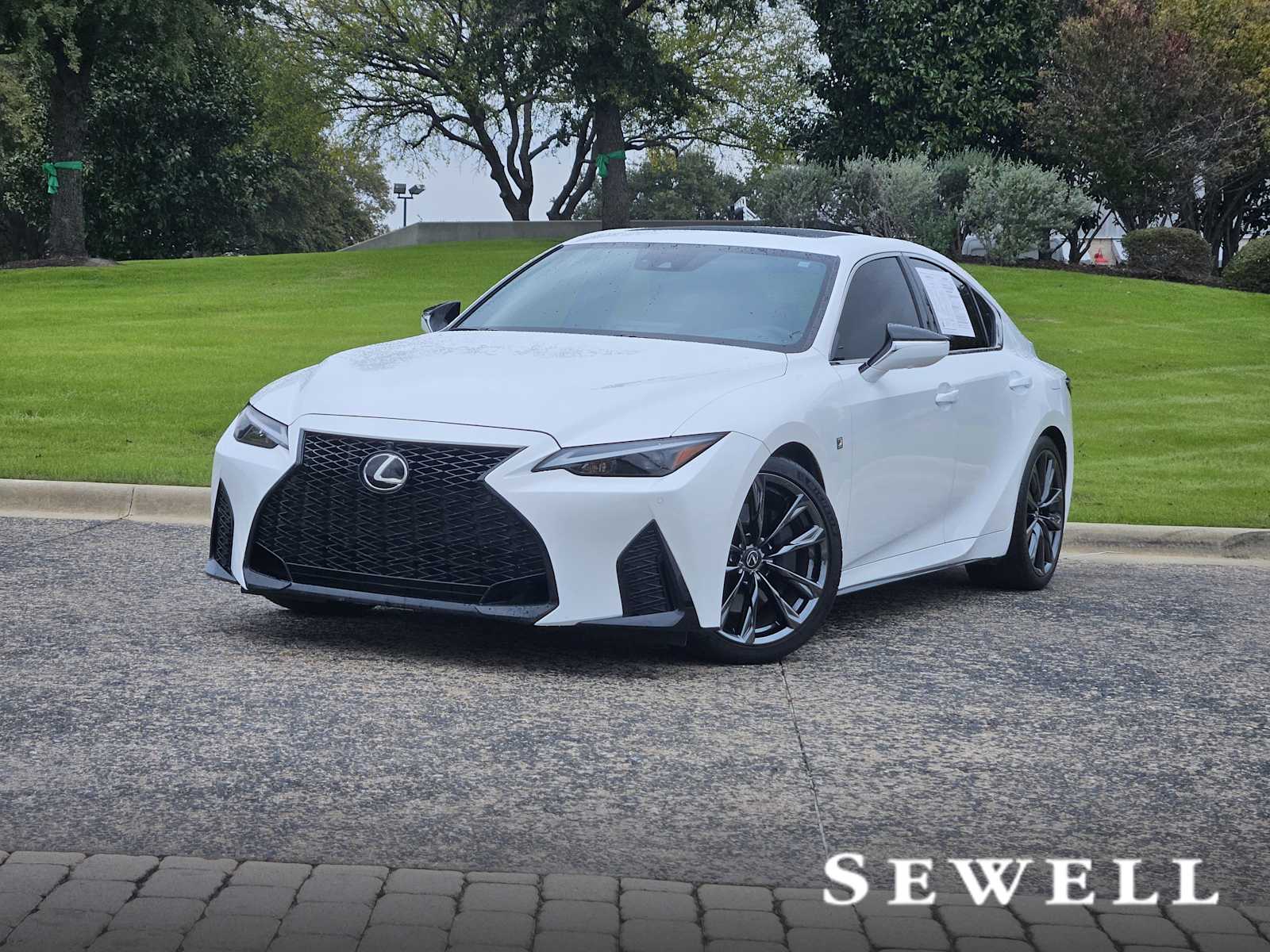 2023 Lexus IS 350 F SPORT's photo
