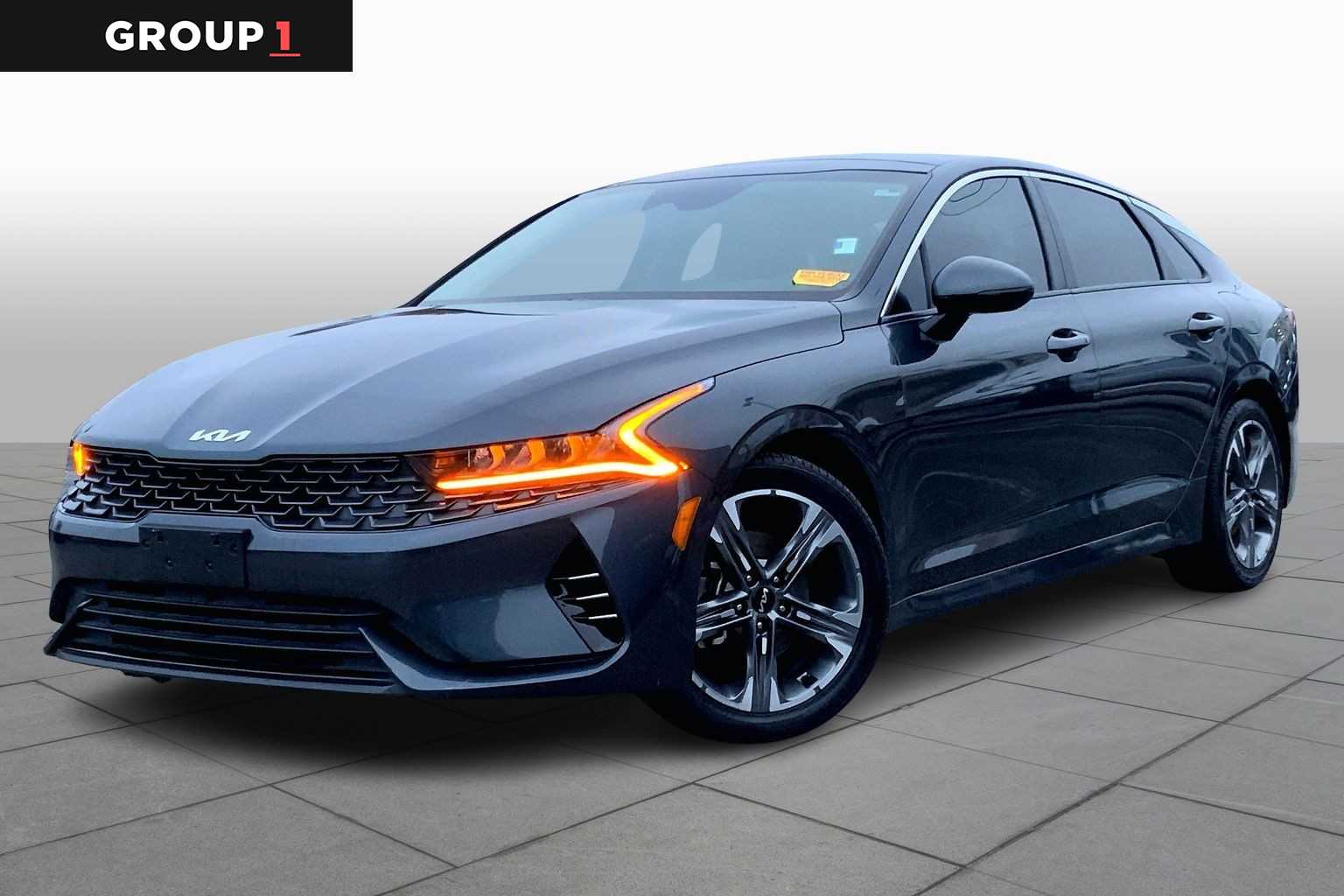 2024 Kia K5 EX's photo