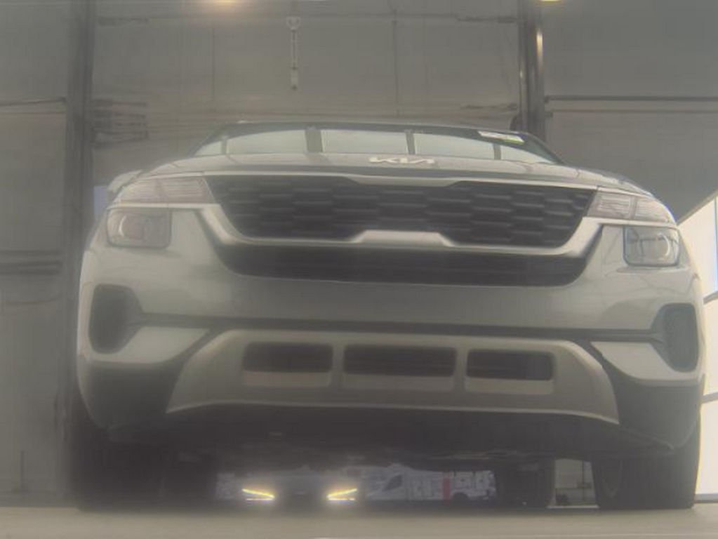 2023 Kia Seltos LX photo 4